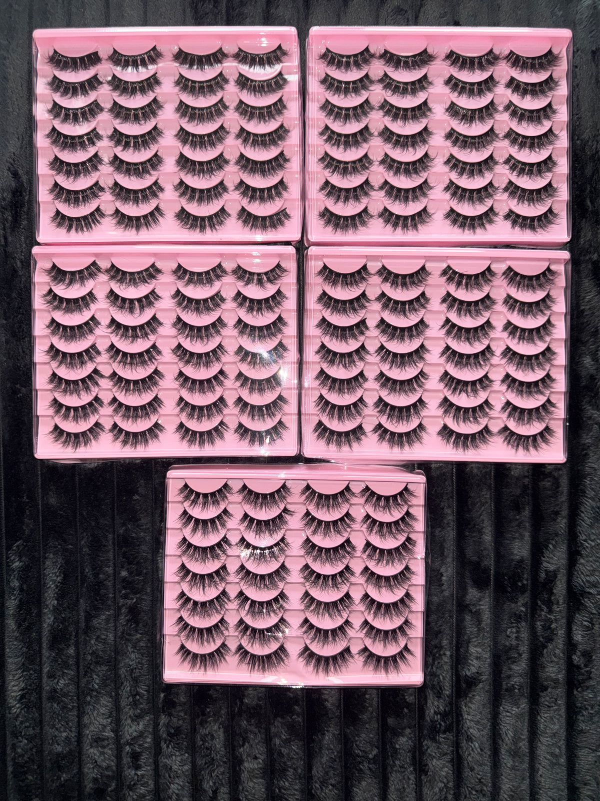 Flirt Alert – 14 Pair Lash Set