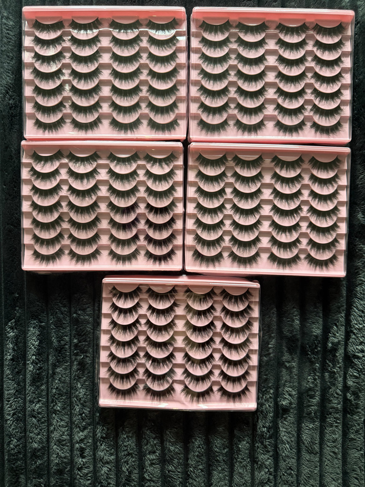 Flirt Alert – 14 Pair Lash Set