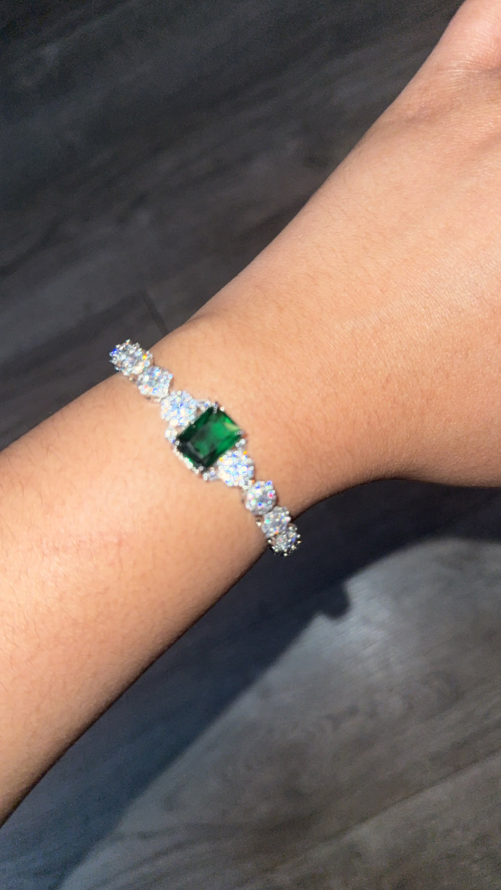 Hidden Gem Bracelet 💚✨🌺