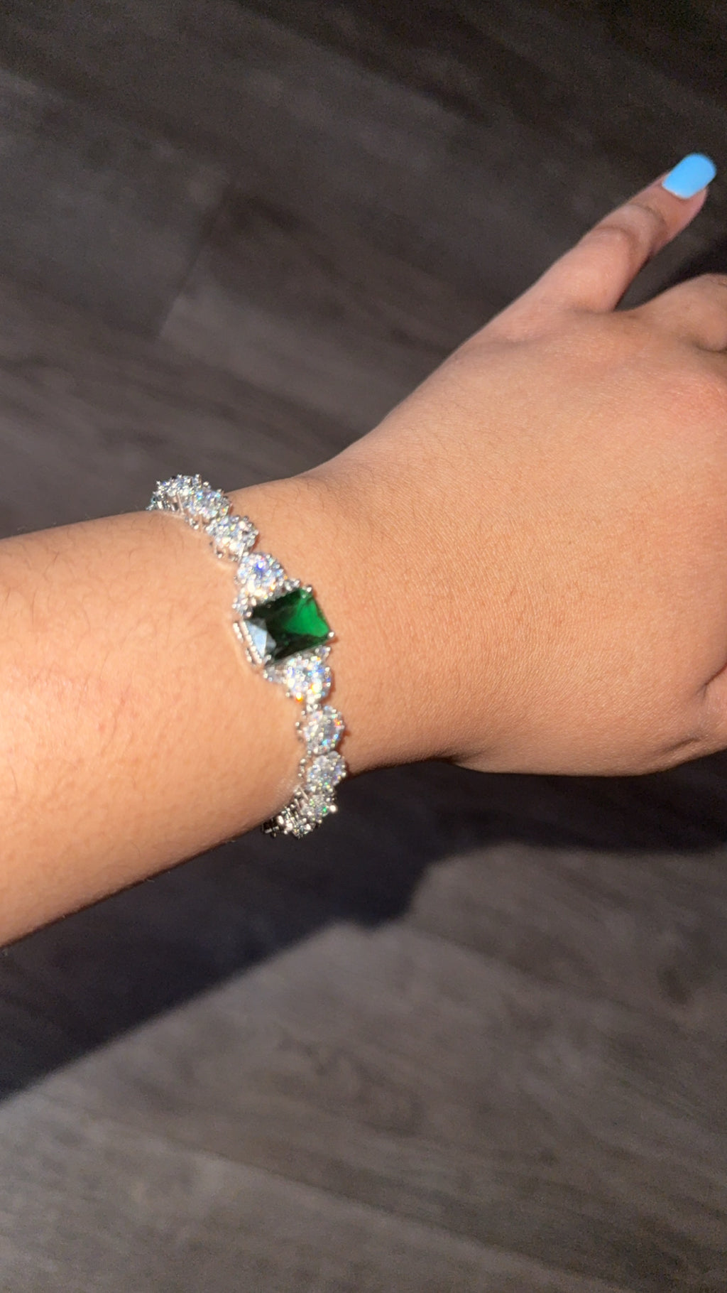 Hidden Gem Bracelet 💚✨🌺