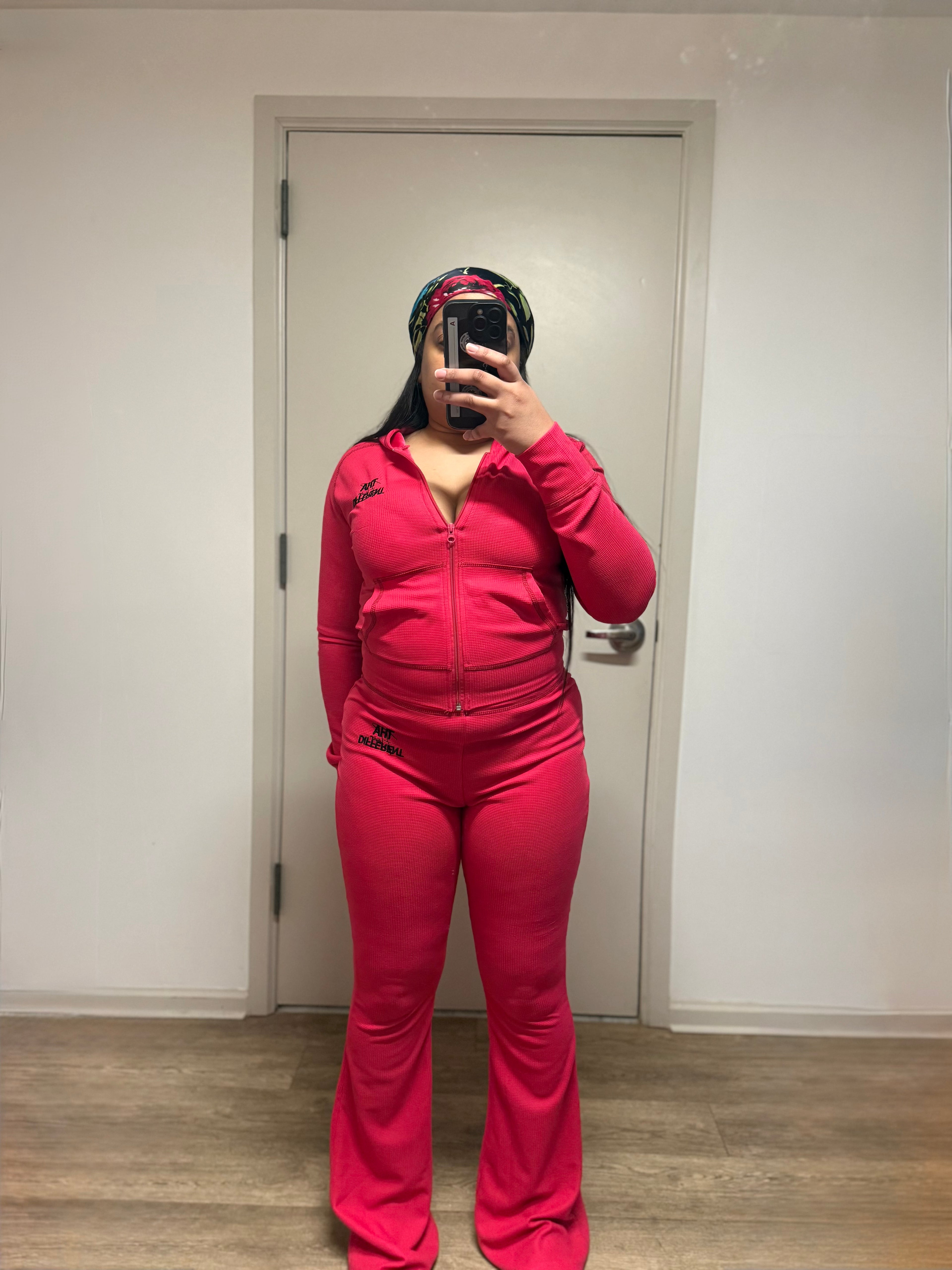 Thaflavordifferent Fitted Two Piece Set- Body Contour Fit