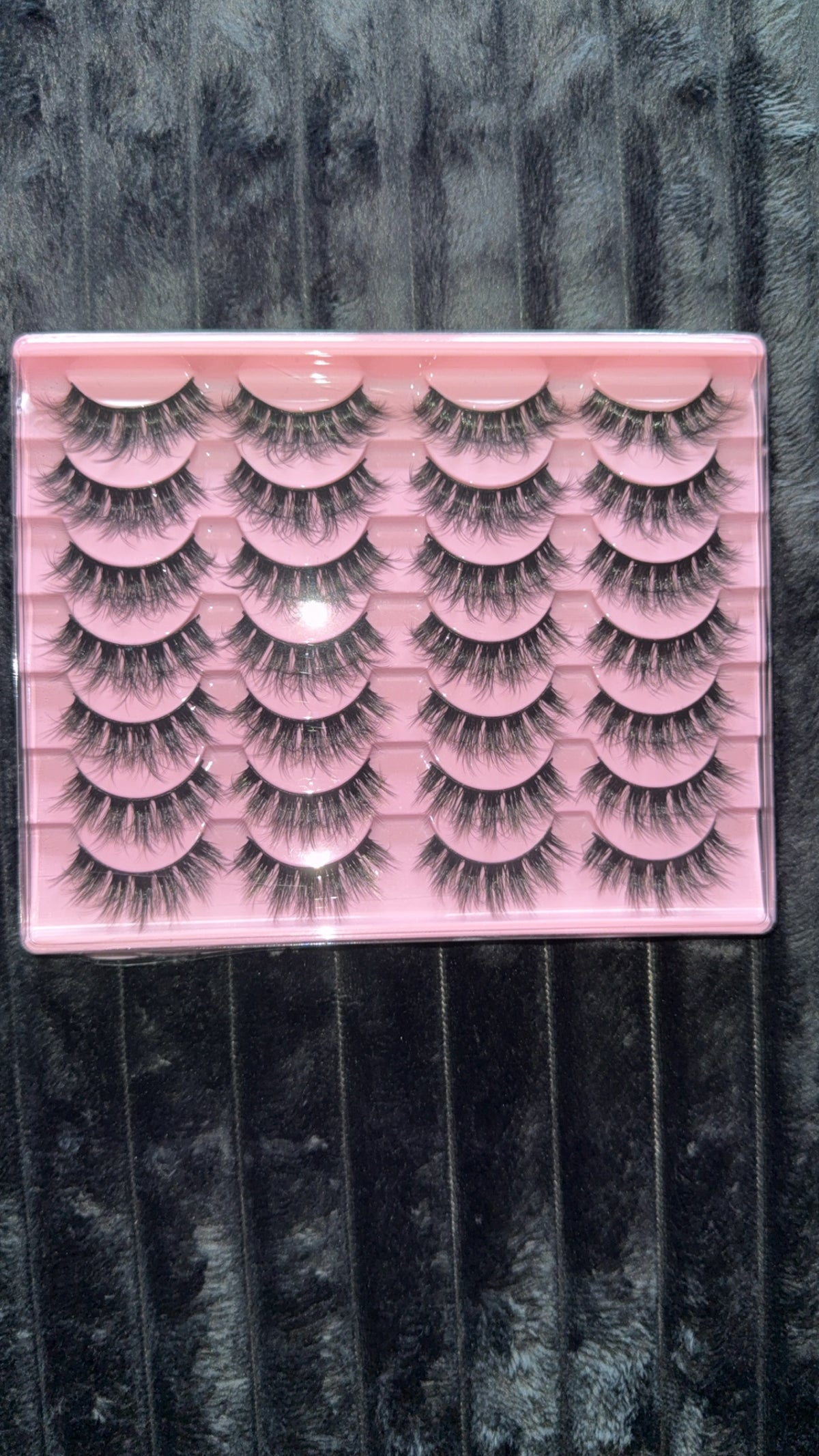 Flirt Alert – 14 Pair Lash Set