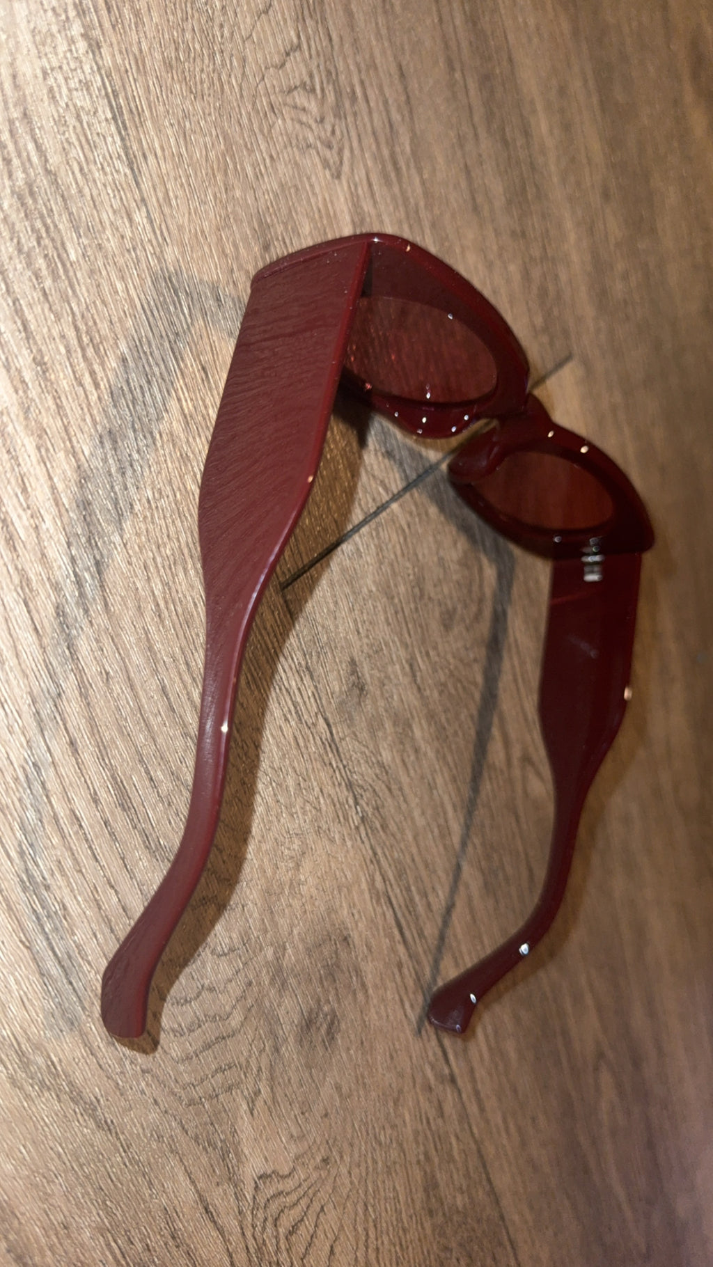 Velvet Rouge Sunnies ☀️🕶️