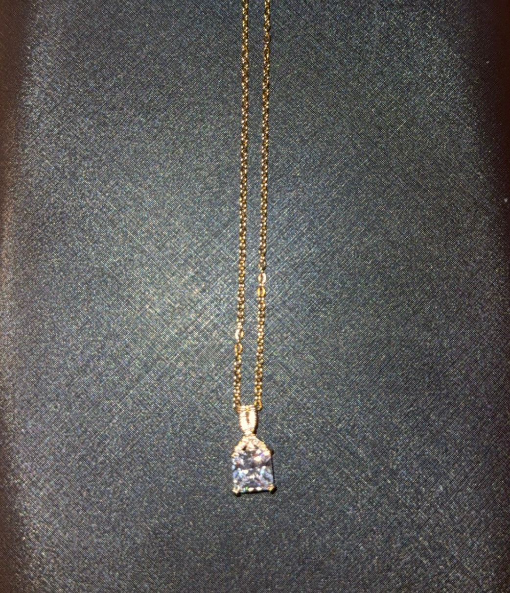 The Sweet Sentiment Necklace