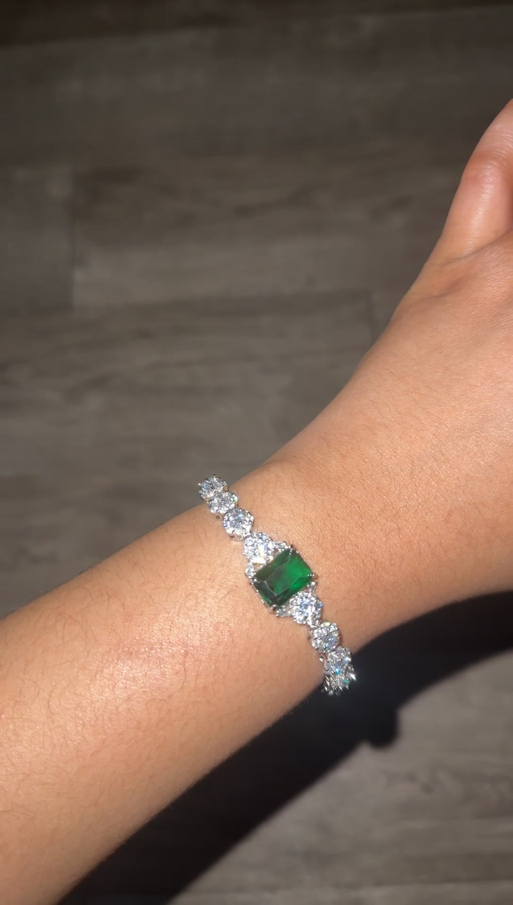 Hidden Gem Bracelet 💚✨🌺
